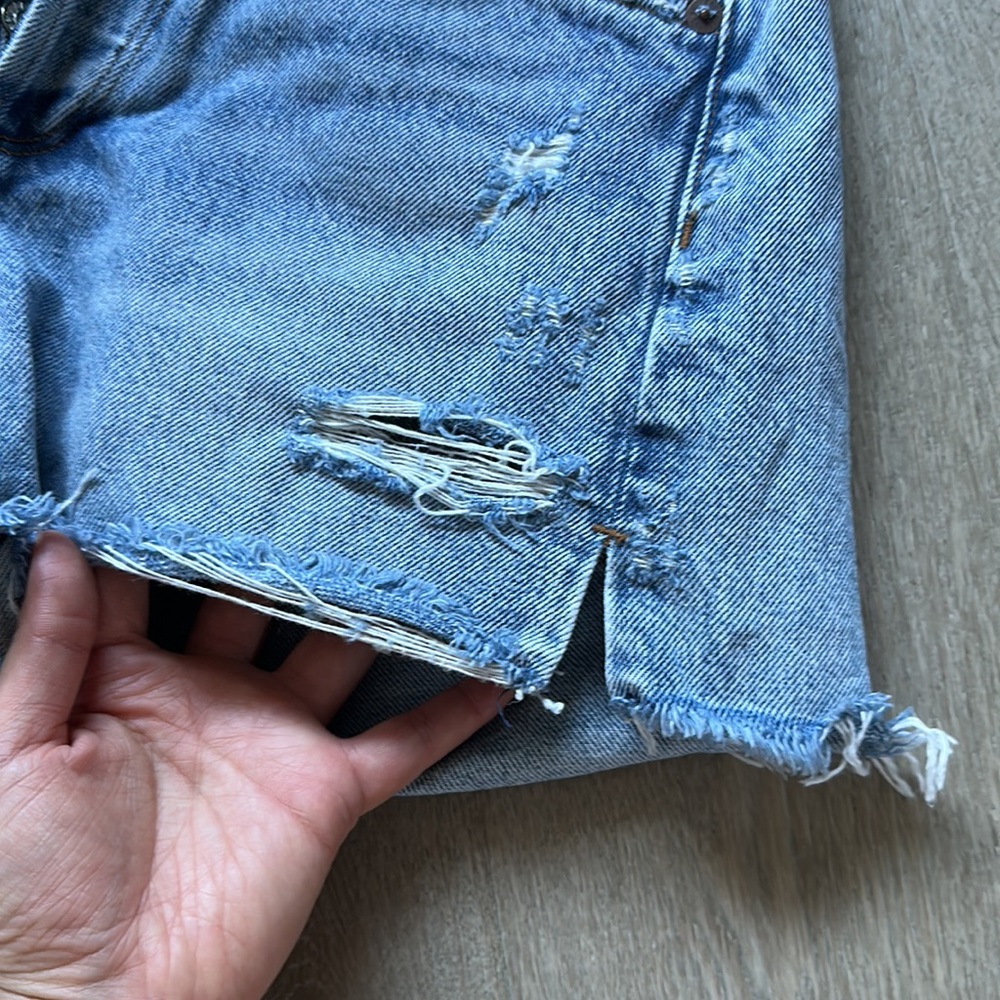 EUC Agolde Jaden shorts in surreal size 24 - Picture 7 of 13